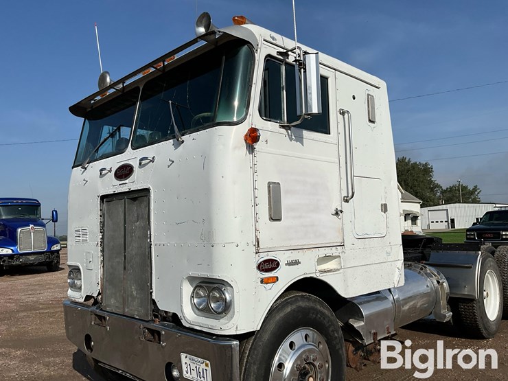 1978-peterbilt-352-image-9