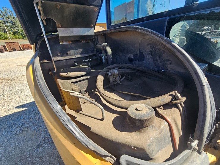 deere-60g-image-26