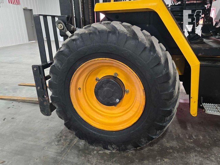 2020-jcb-930-image-19