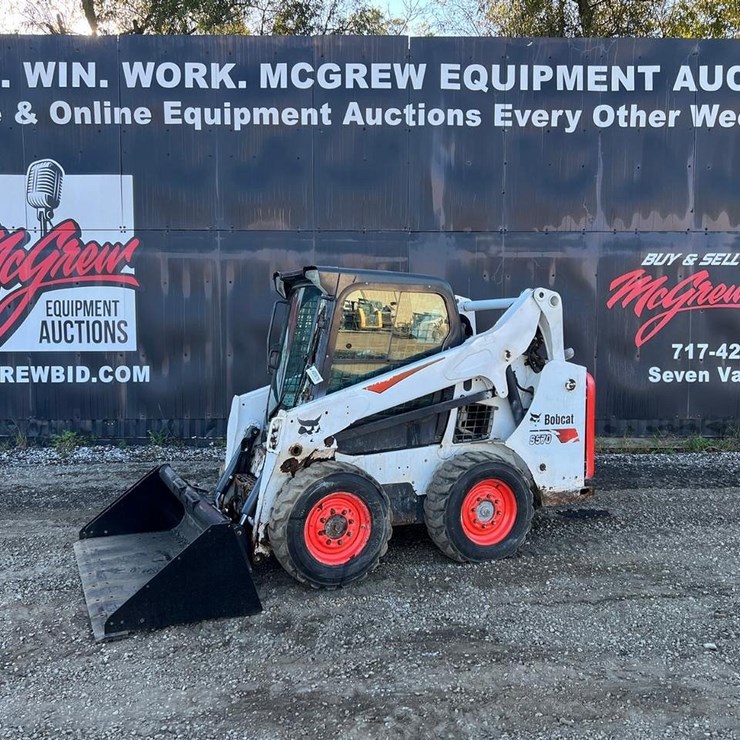 2017 BOBCAT S570