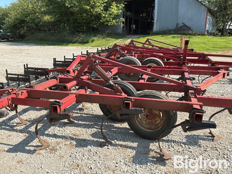 case-ih-4800-image-15