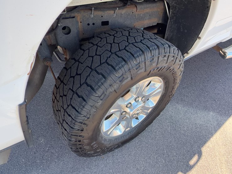 2019-dodge-2500-image-13