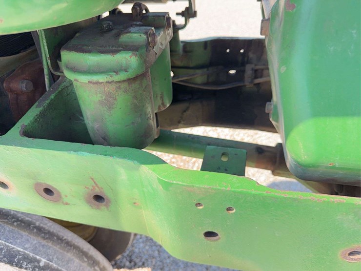john-deere-730-image-24