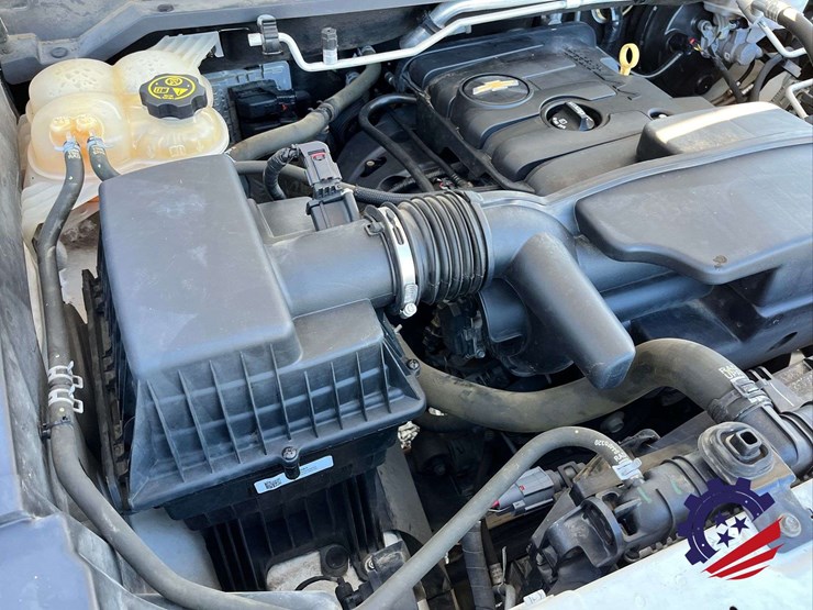 2021-chevrolet-colorado-image-38