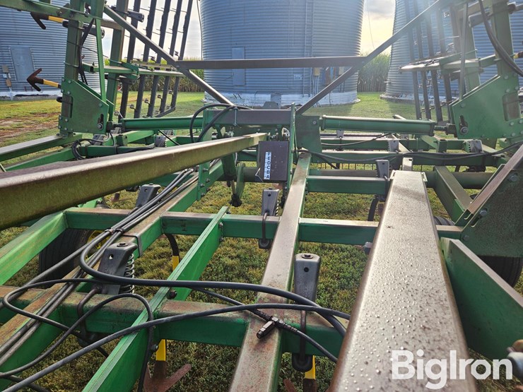 john-deere-726-image-19