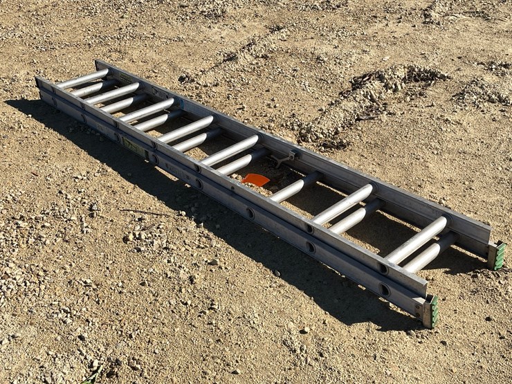 #3023-•-keller-16'-aluminum-extension-ladder-image-3