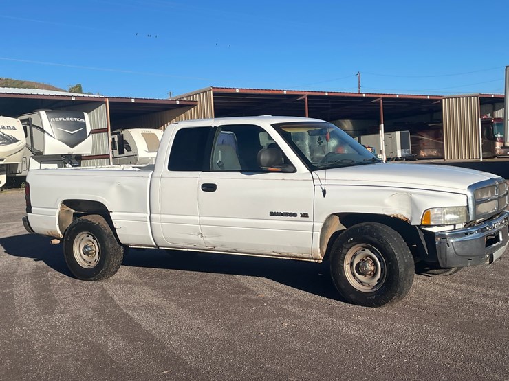 #2760-•-2001-dodge-ram-(title-in-delay)-image-5