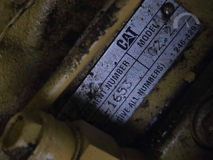 2015-caterpillar-xq30-image-19
