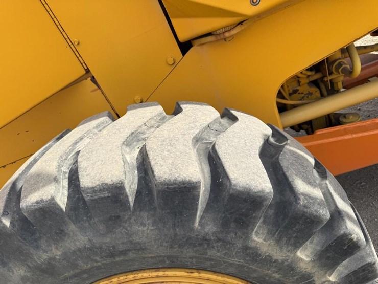 deere-544e-image-60