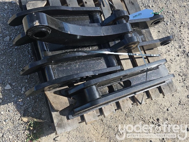 deere-135g-image-6