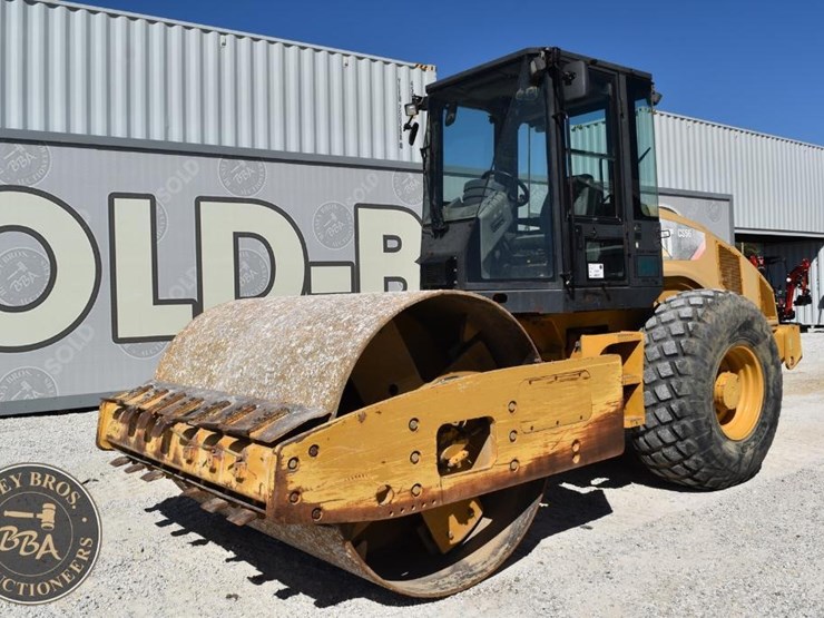2009-caterpillar-cs56-image-3