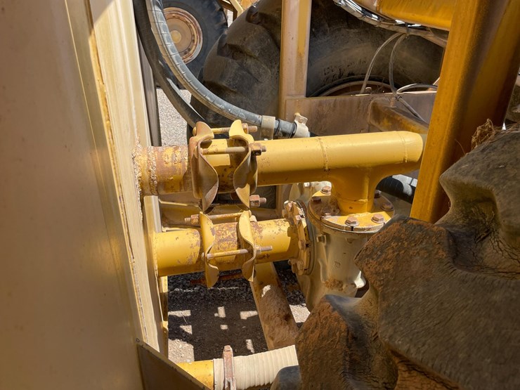 2003-caterpillar-613c-image-50