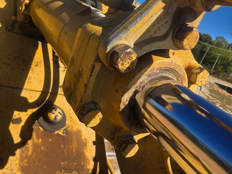 2006-caterpillar-963c-image-101