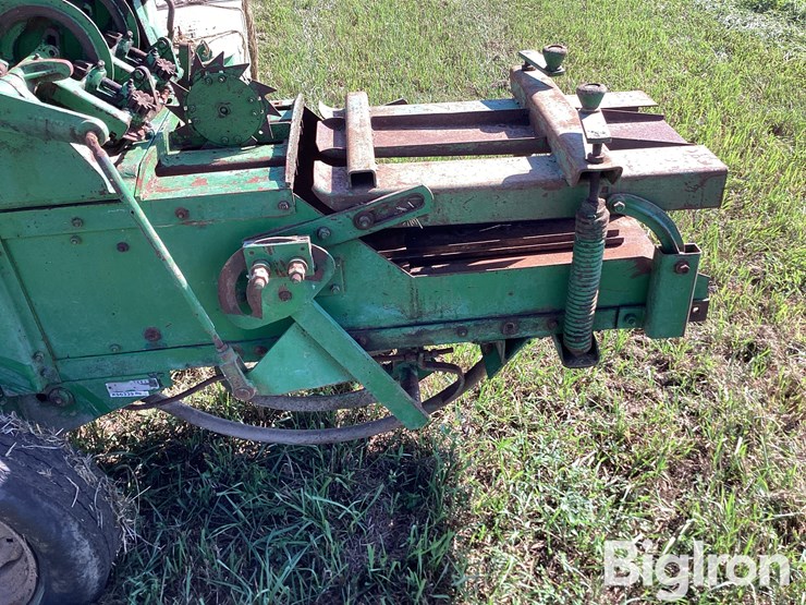 john-deere-14t-image-8