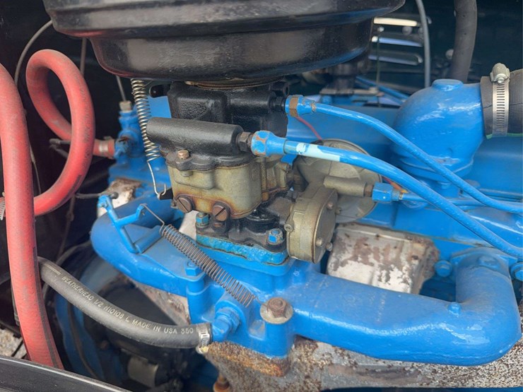 exceptional-international-kb-7-truck-with-fifth-wheel-hitch-image-67