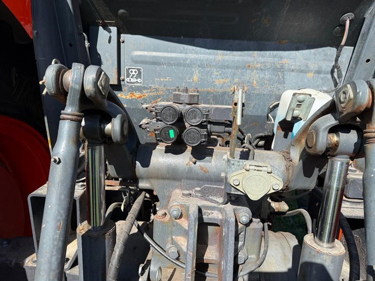 kubota-m135gx-image-28