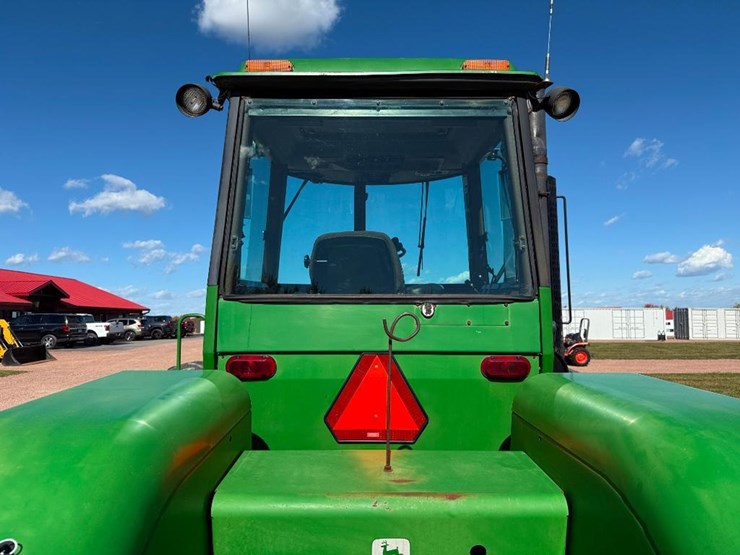 john-deere-8450-image-18
