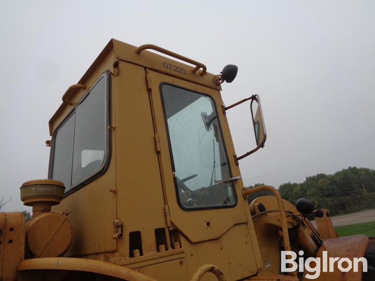 1974-caterpillar-950-image-15