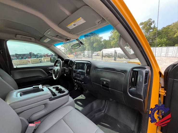 2017-chevrolet-silverado-1500-image-42
