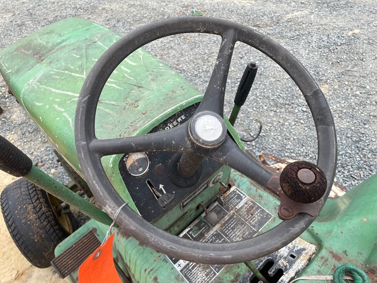 john-deere-110-image-4