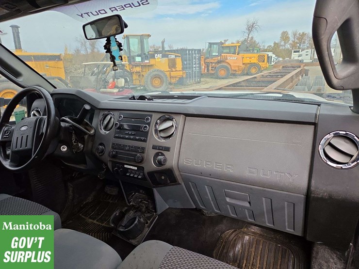 2011-ford-f450-image-21