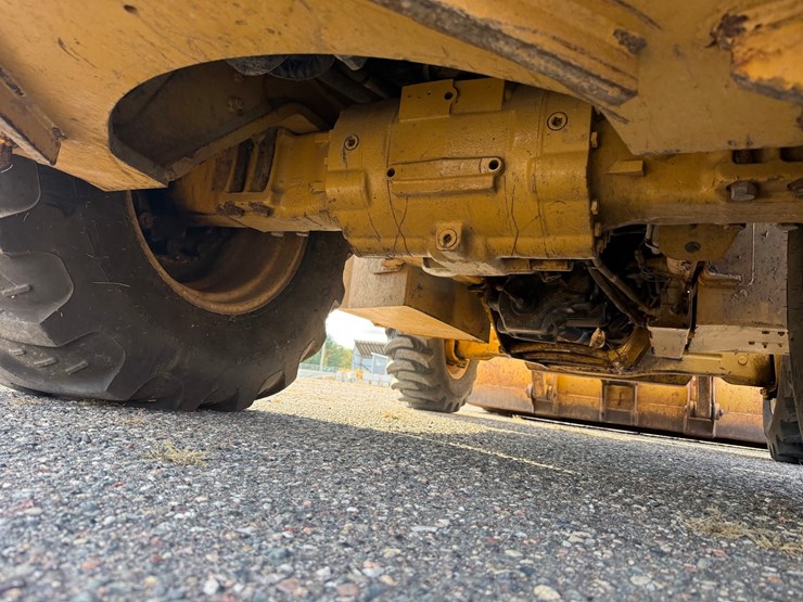 caterpillar-420e-image-95