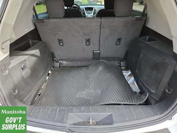 2016-chevrolet-equinox-image-25