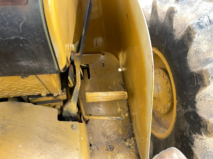deere-440b-image-57