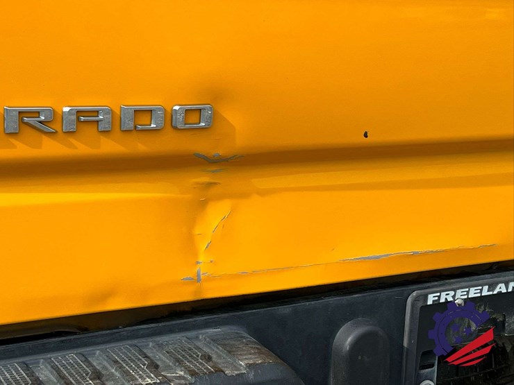 2019-chevrolet-silverado-1500-image-25