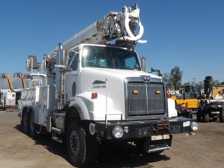 2015-western-star-4800-image-2