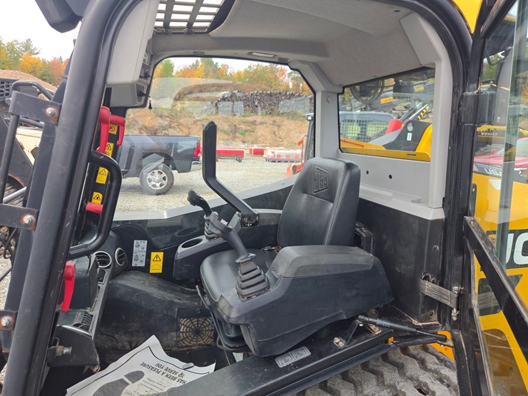 jcb-225t-image-30