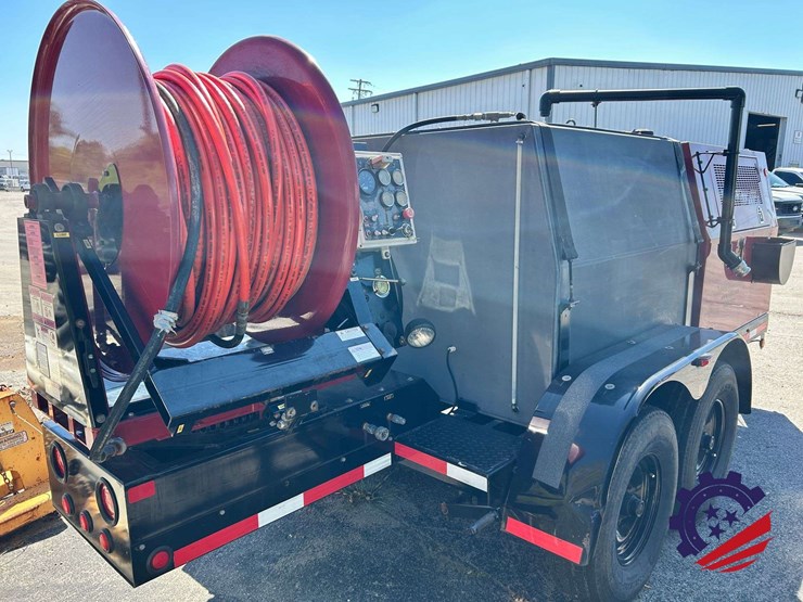 2009-sewer-equipment-co.-of-america-747-fr2000-jetter-trailer-image-7