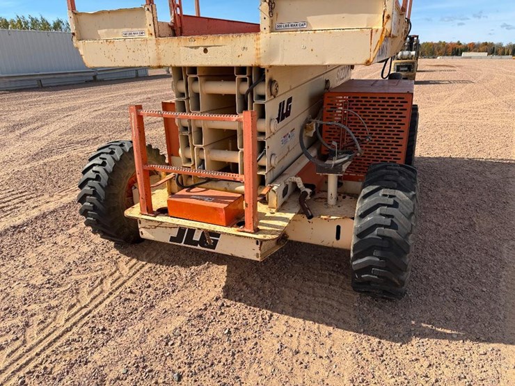 jlg-33rts-image-19