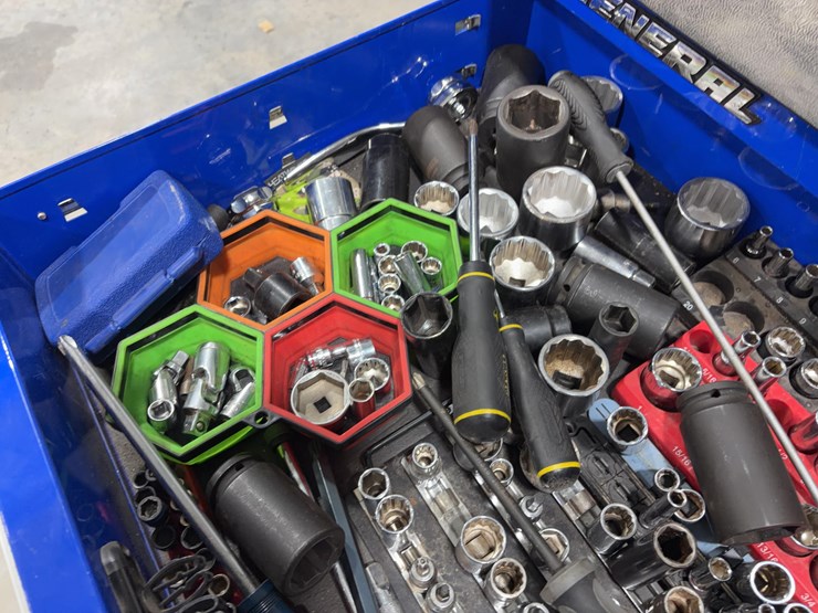 us-general-tool-box-and-tools-image-9