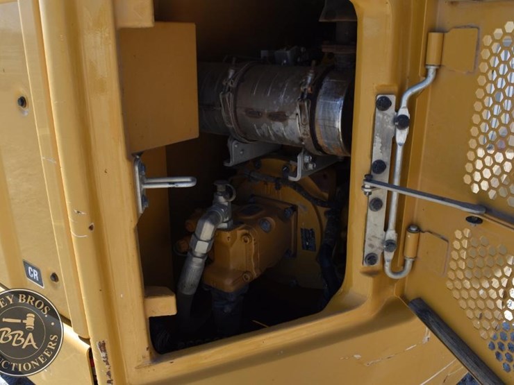 2021-caterpillar-306cr-image-54