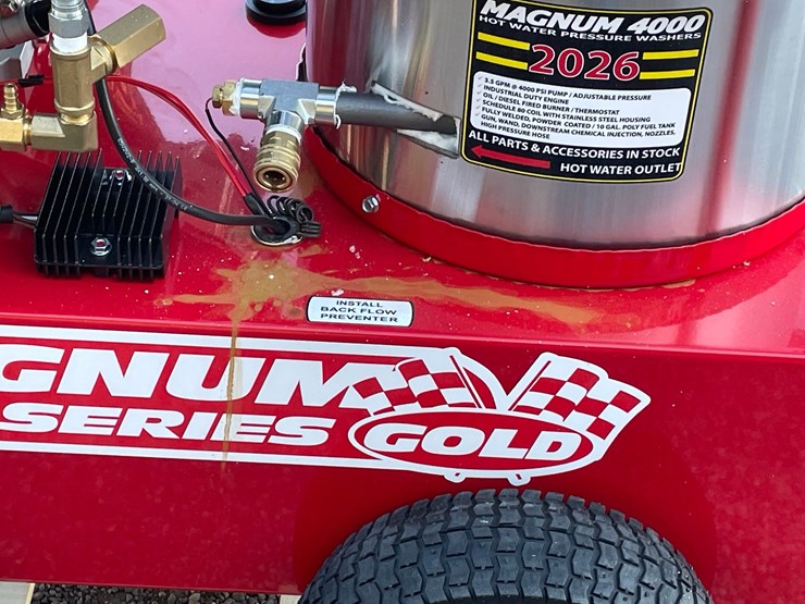 #4639-•-magnum-4000-gold-power-washer-image-29