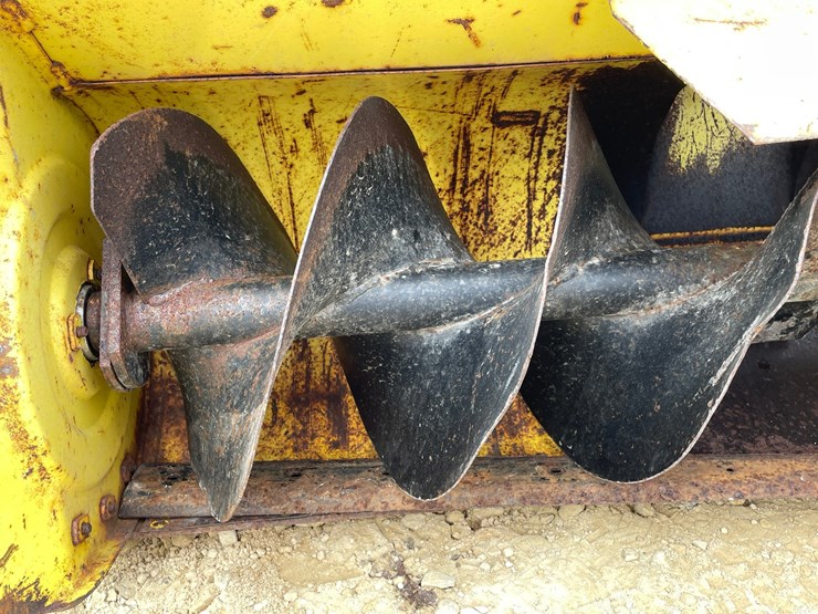 john-deere-318-image-46
