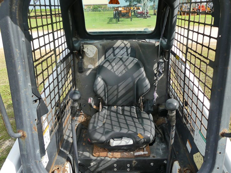 2018-bobcat-t450-image-13