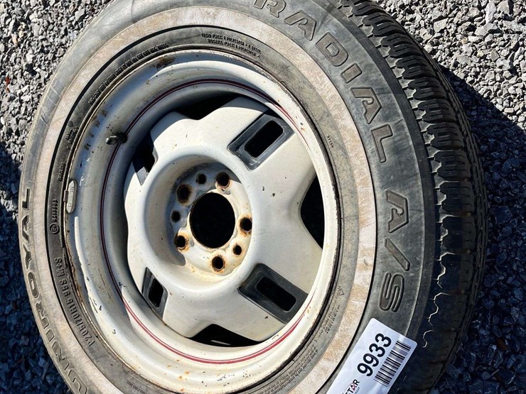 p205/70r15-/-5-lug-wheel-image-3