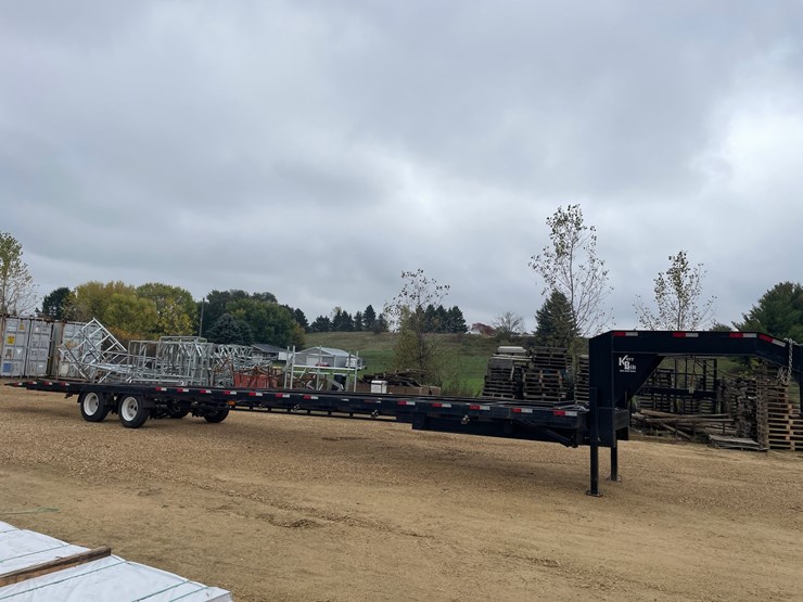 #112-•-2022-keer-bilt-44'-gooseneck-trailer-(has-wi-title)-image-3