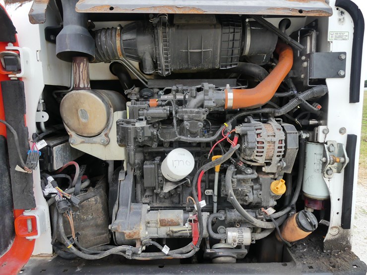 2022-bobcat-t450-image-9