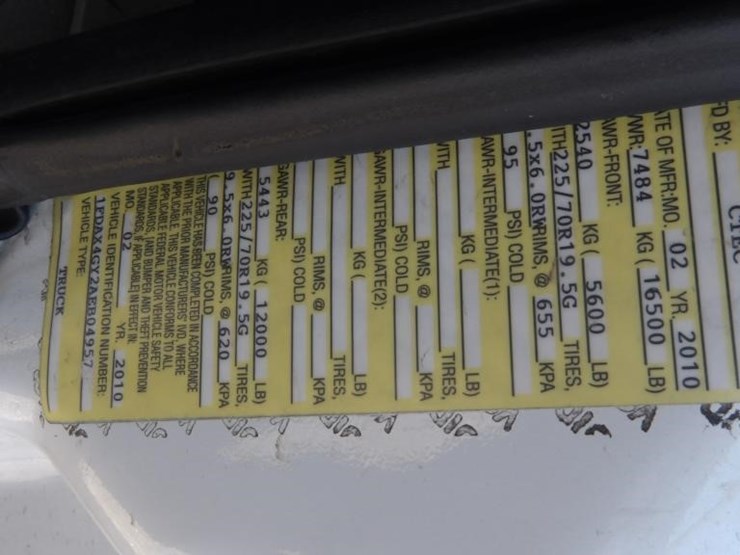 2010-ford-f450-image-21