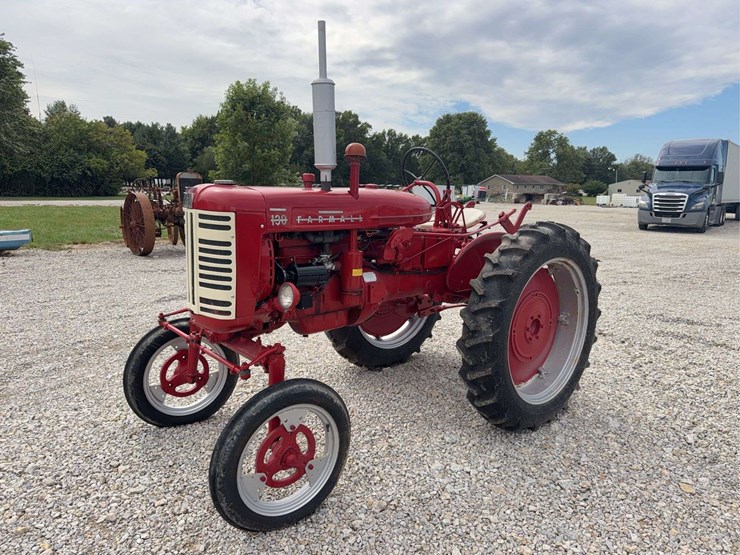 farmall-130-hi-clear-image-1