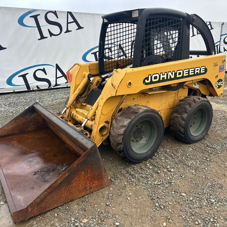 DEERE 240