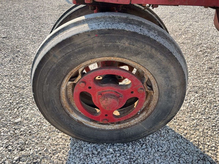 farmall-super-h-image-13