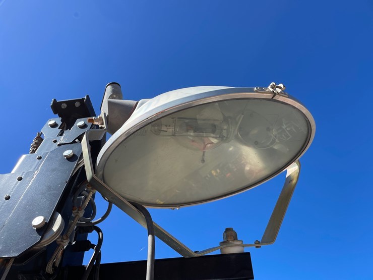 2018-allmand-bros-night-lite-v-series-image-20