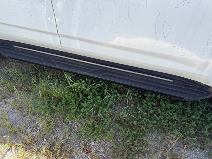 2021-chevrolet-tahoe-image-26