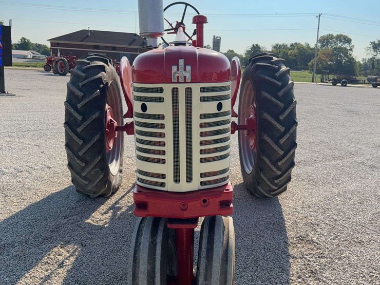 farmall-350-image-8