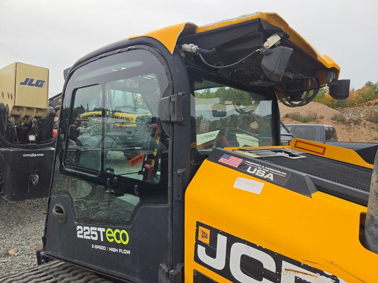 jcb-225t-image-28