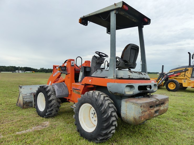 kubota-r520s-image-4